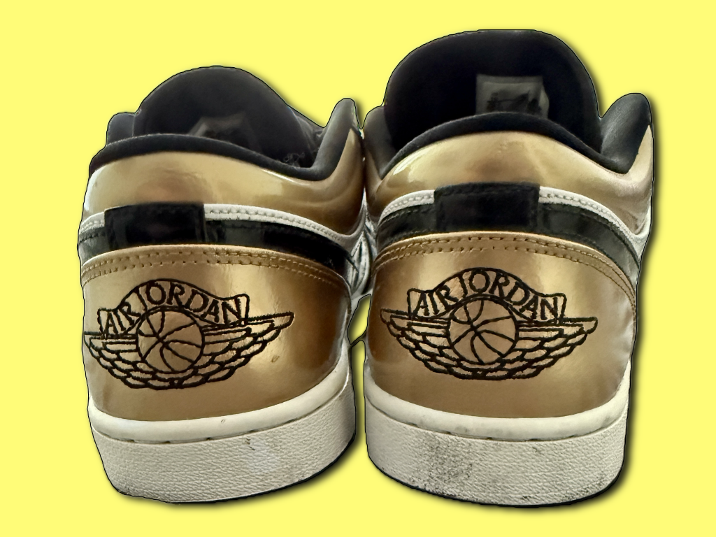 2019 Jordan 1 Low "Gold Toe"