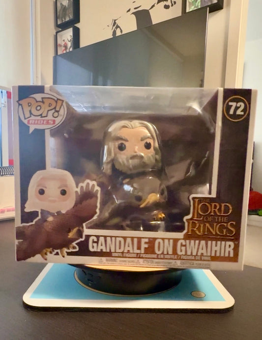 Gandalf on Gwaihir
