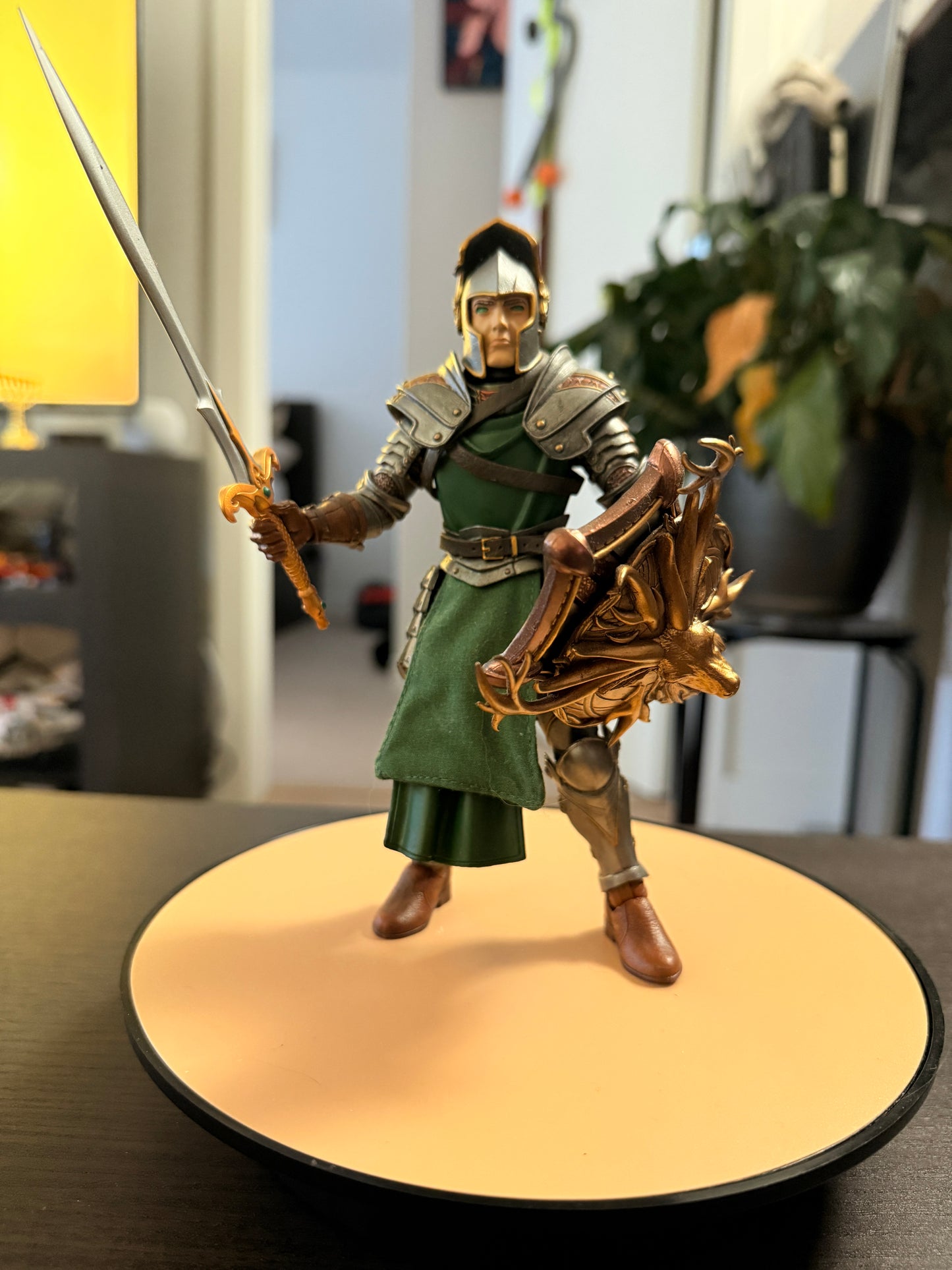 Mythic Legions – Xylernian Guard – Action Figure