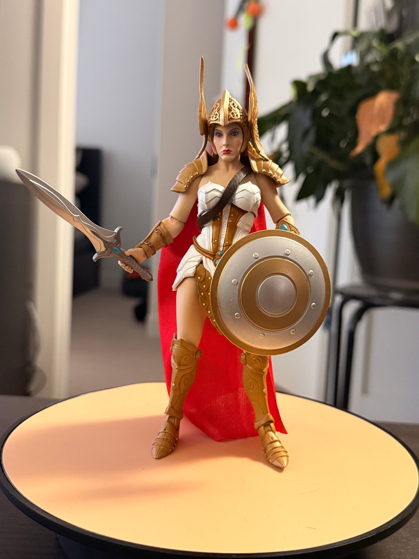 Mythic Legions – Dorina Onoris – Action Figure