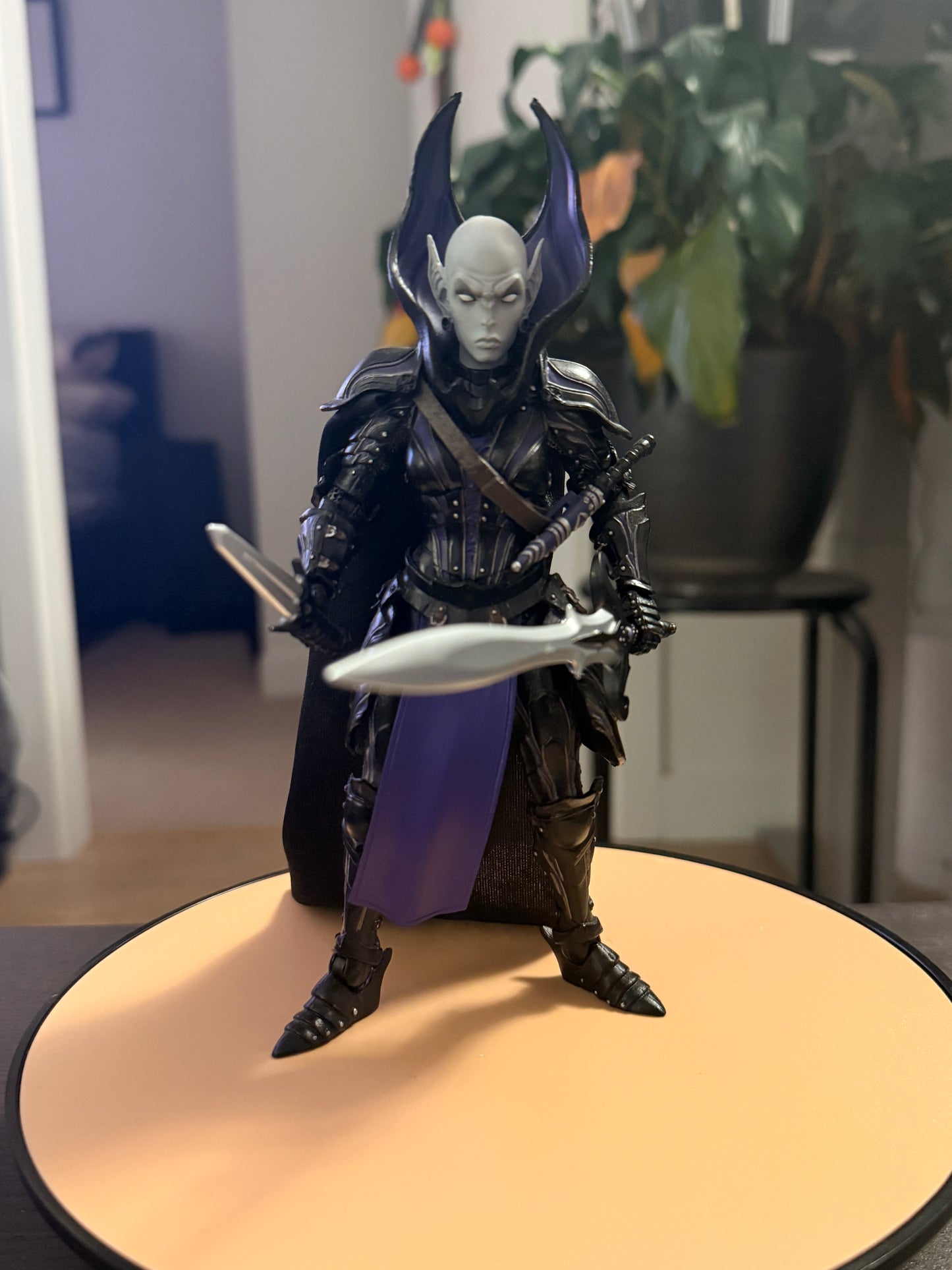 Mythic Legions – Lucretia – Action Figure