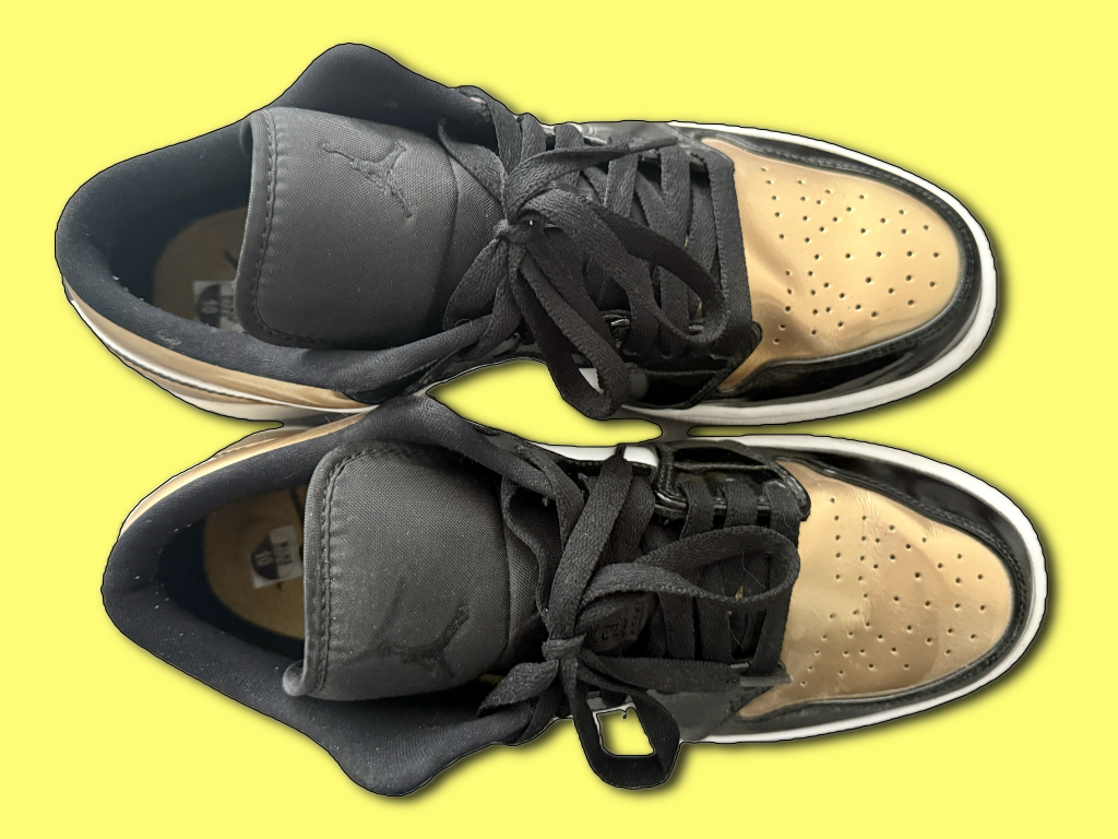 2019 Jordan 1 Low "Gold Toe"